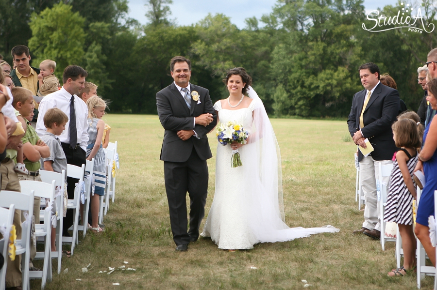 outdoor wedding ceremony fargo 
