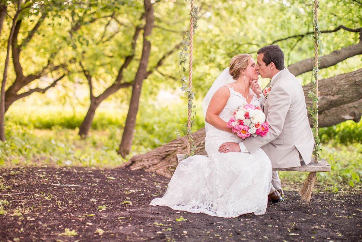 Rustic Oaks Wedding Photo by Abby Anderson