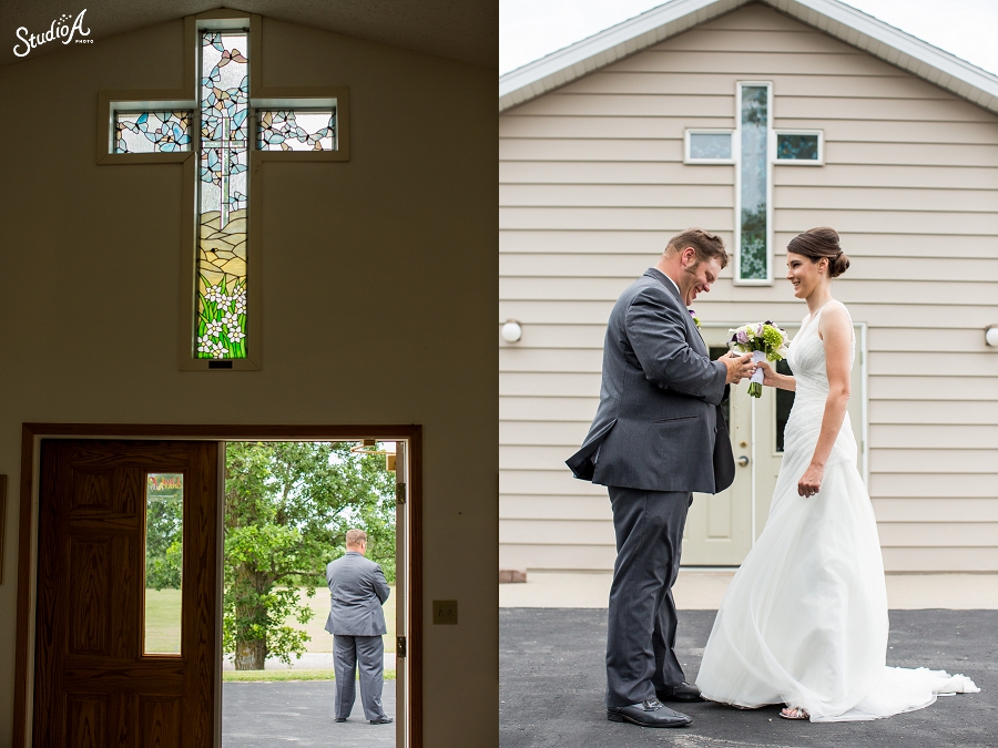 Minnesota Country Church Wedding Photos (9)