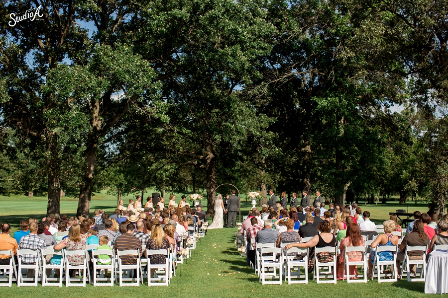 Oxbow Country Club Wedding Photos (1)