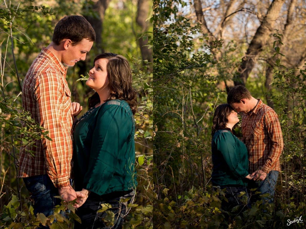 Fargo Fall Engagement Pictures (7)