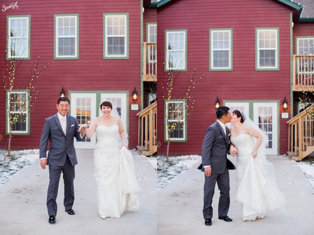 Rustic Oaks Winter Wedding Photographer (29)
