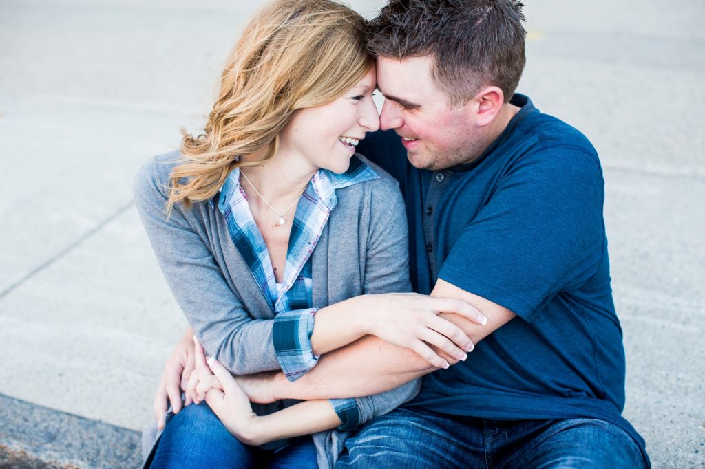 downtown-fargo-fall-engagement-photos-abby-anderson-7