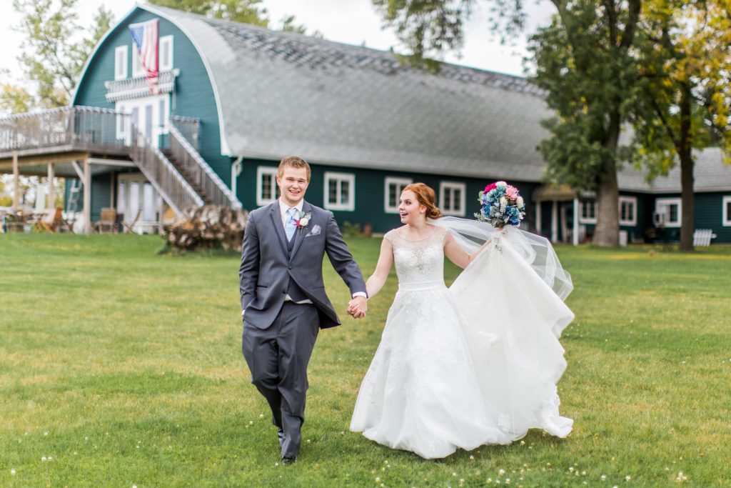 the-barn-at-dunvilla-outdoor-autumn-wedding-26