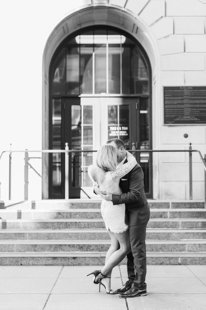 downtown-fargo-engagement-pictures-29