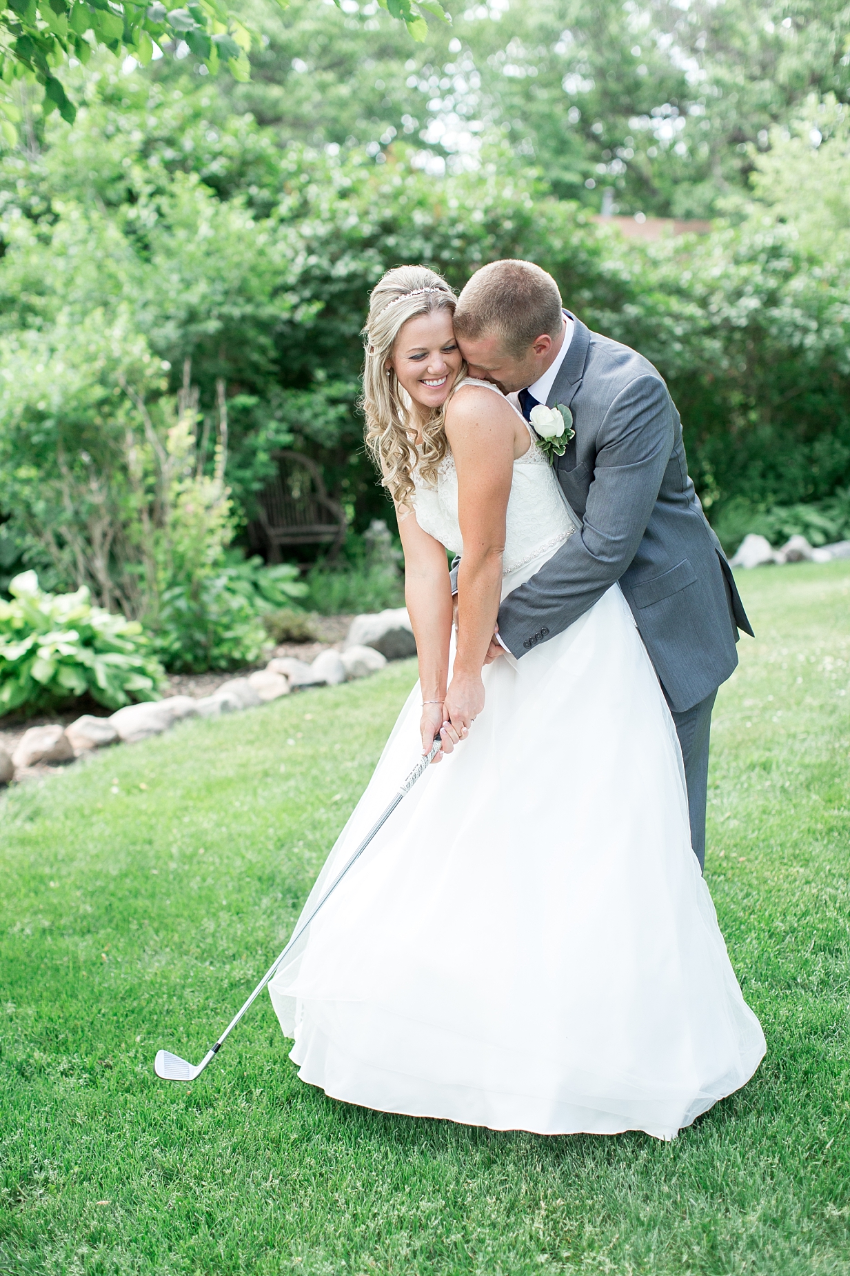 amy-anderson-grant-olson-wedding-photos-ndsu