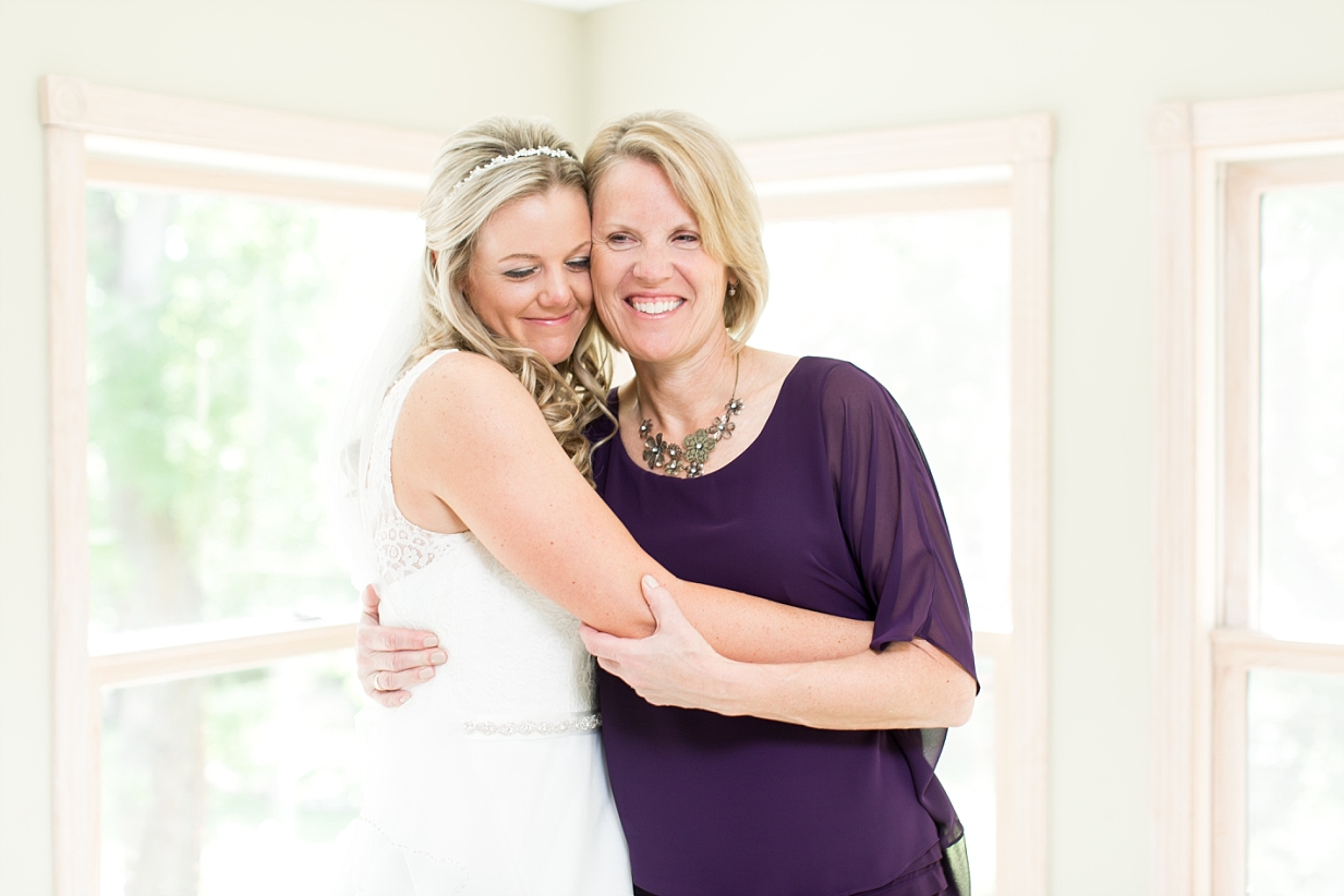 amy-anderson-grant-olson-wedding-photos-ndsu