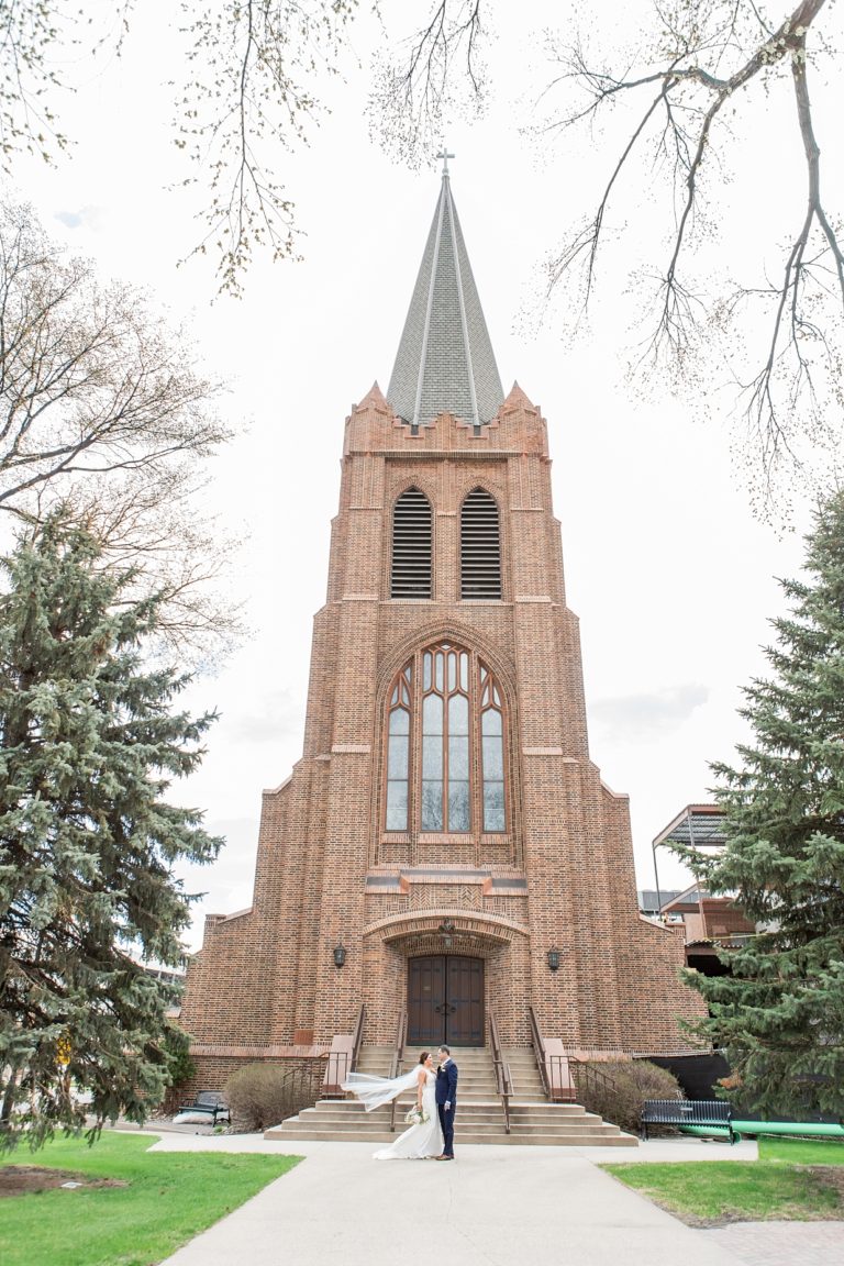 First Lutheran Church Fargo Wedding Photos Abby Anderson